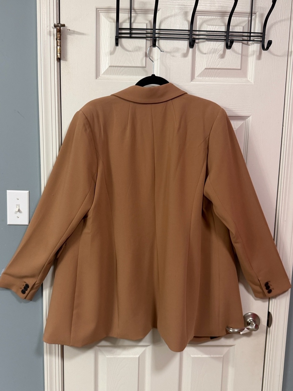 Eloquii Tailored Camel Blazer - Single-Breasted Women's Jacket - Picture 14 of 16